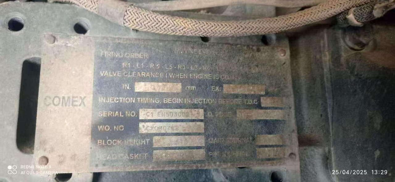 Komatsu HD785-7 - Camion furgon: Foto 2 Komatsu HD785-7 - Camion furgon: Foto 2