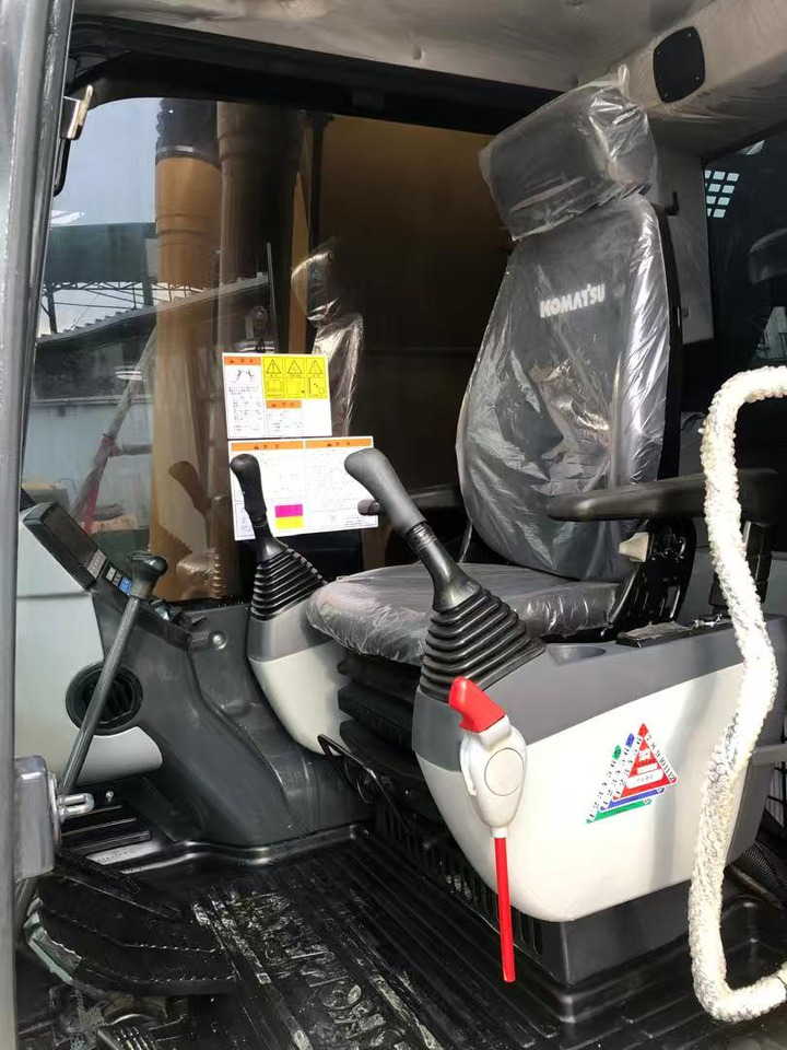 Komatsu PC220-8 - Excavator pe şenile: Foto 4 Komatsu PC220-8 - Excavator pe şenile: Foto 4