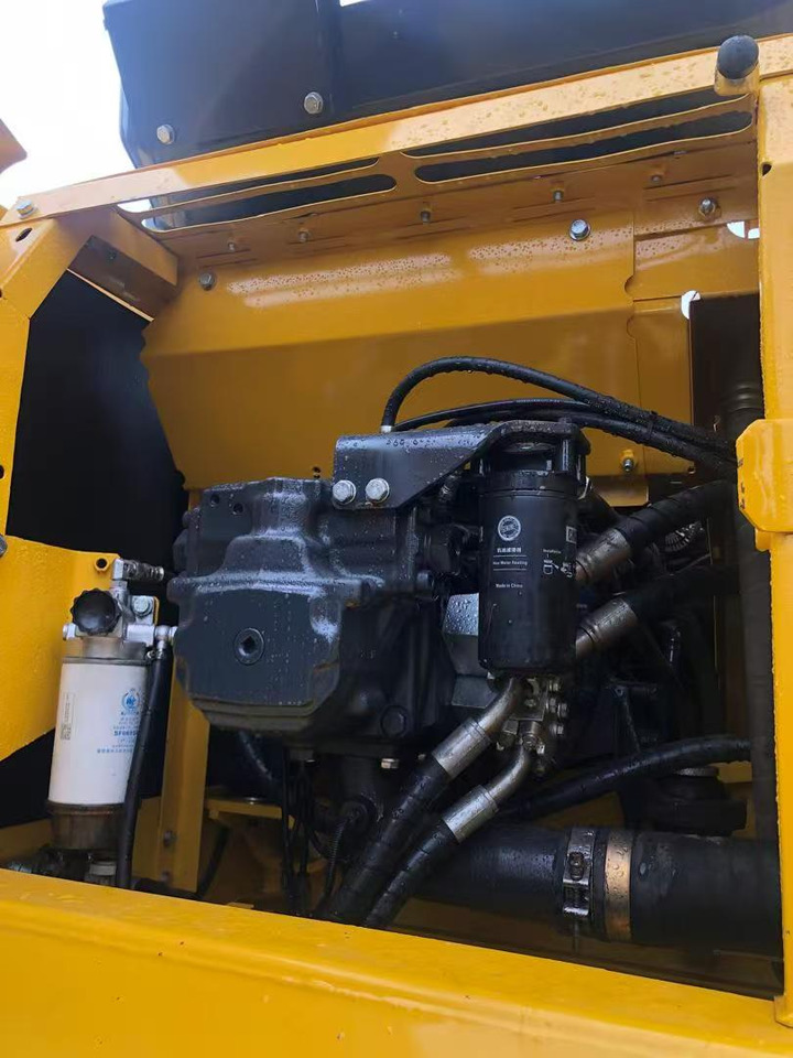 Komatsu PC220-8 - Excavator pe şenile: Foto 5 Komatsu PC220-8 - Excavator pe şenile: Foto 5