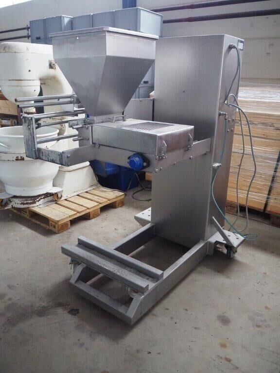 Utilaj brutarie RADEMAKER DEPOSITOR: Foto 1