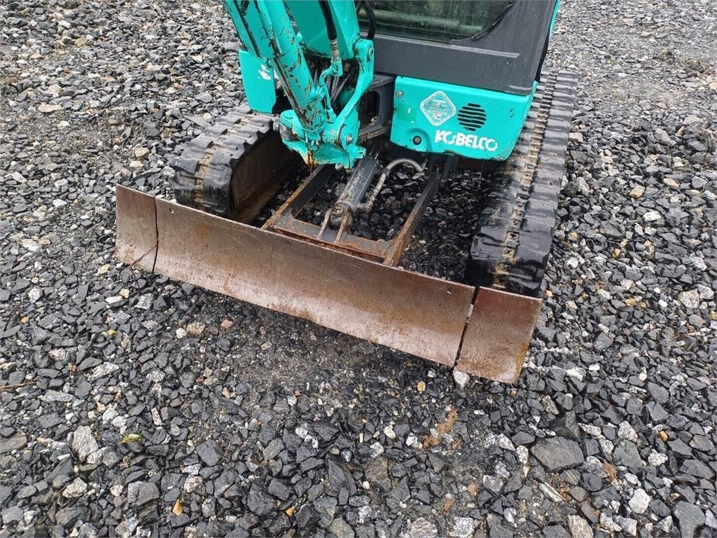 Mini excavator Kobelco SK17SR-3 Kallistajalla: Foto 8