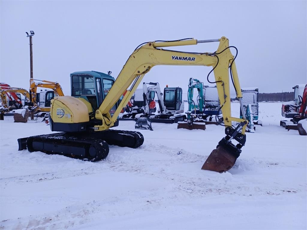 Yanmar Vio80 Kallistuvalla liittimellä - Mini excavator: Foto 4 Yanmar Vio80 Kallistuvalla liittimellä - Mini excavator: Foto 4