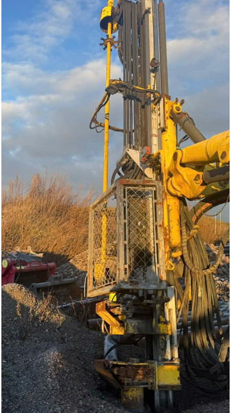 Atlas-Copco ROC D7 - Maşină de foraj: Foto 1 Atlas-Copco ROC D7 - Maşină de foraj: Foto 1