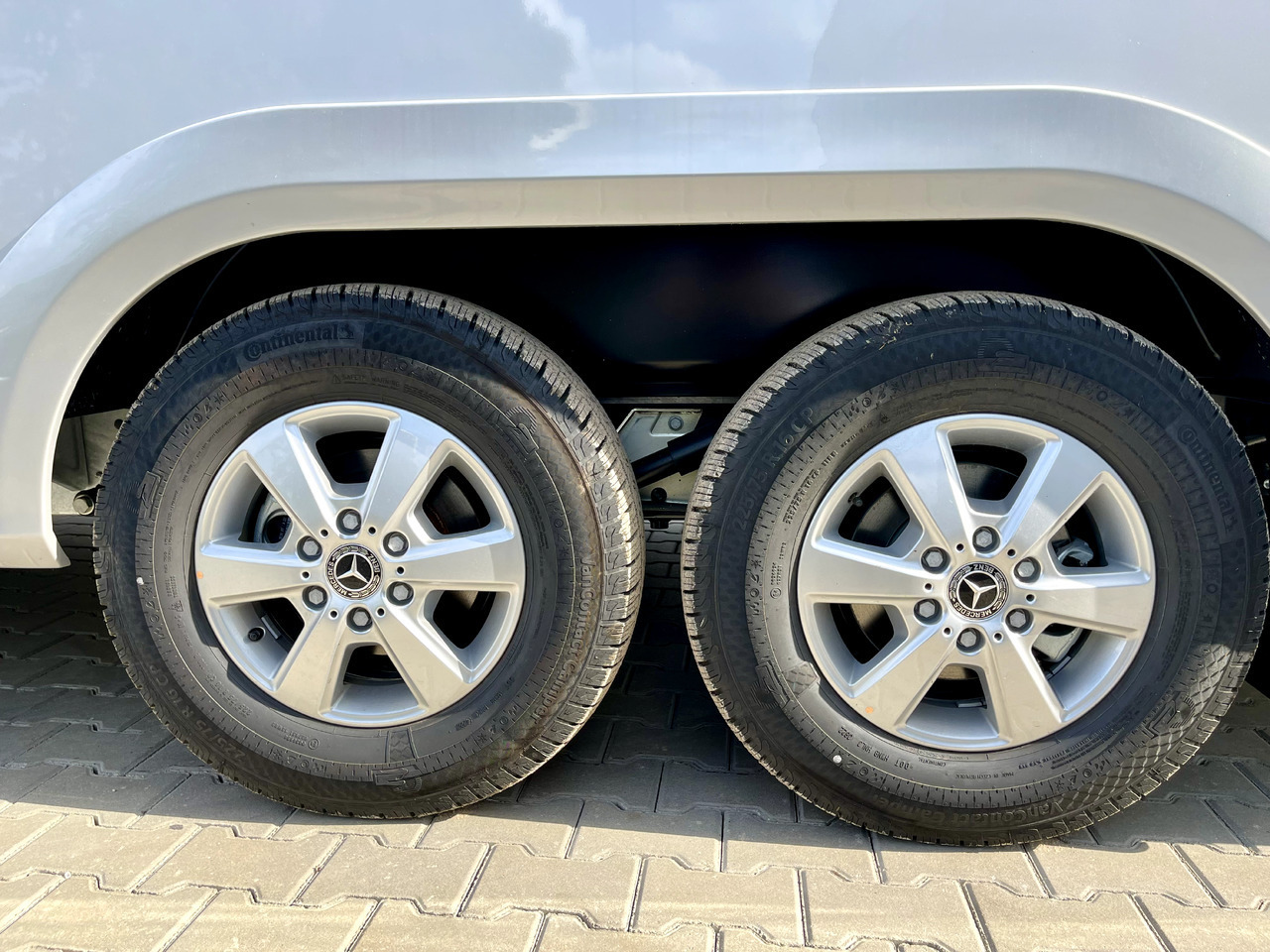 Autorulotă integrată nou Adria Super Sonic 890 LC: Foto 18 Autorulotă integrată nou Adria Super Sonic 890 LC: Foto 18