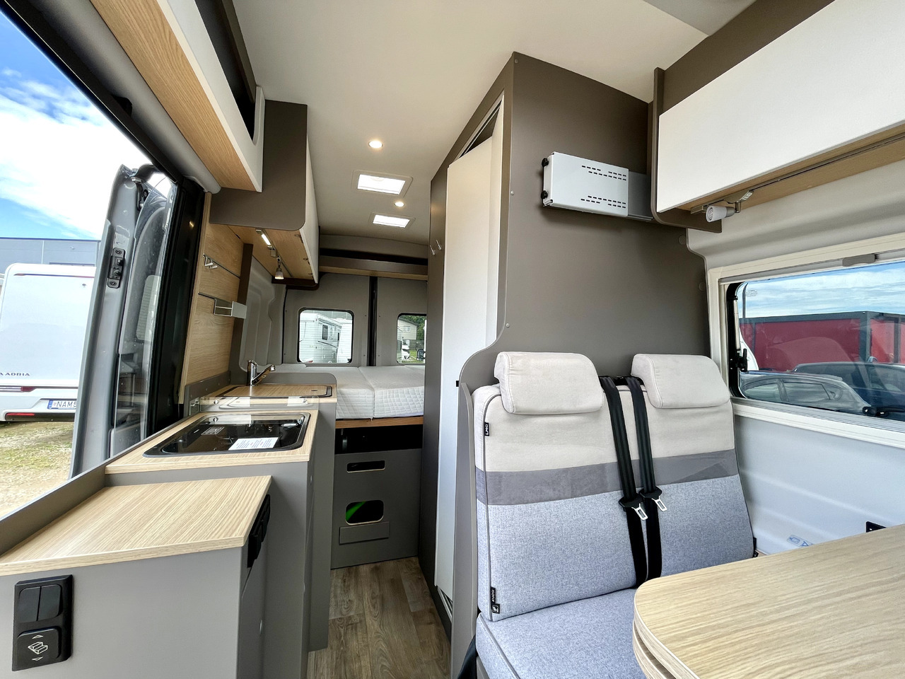 Camper van LMC Innovan 590C: Foto 13 Camper van LMC Innovan 590C: Foto 13