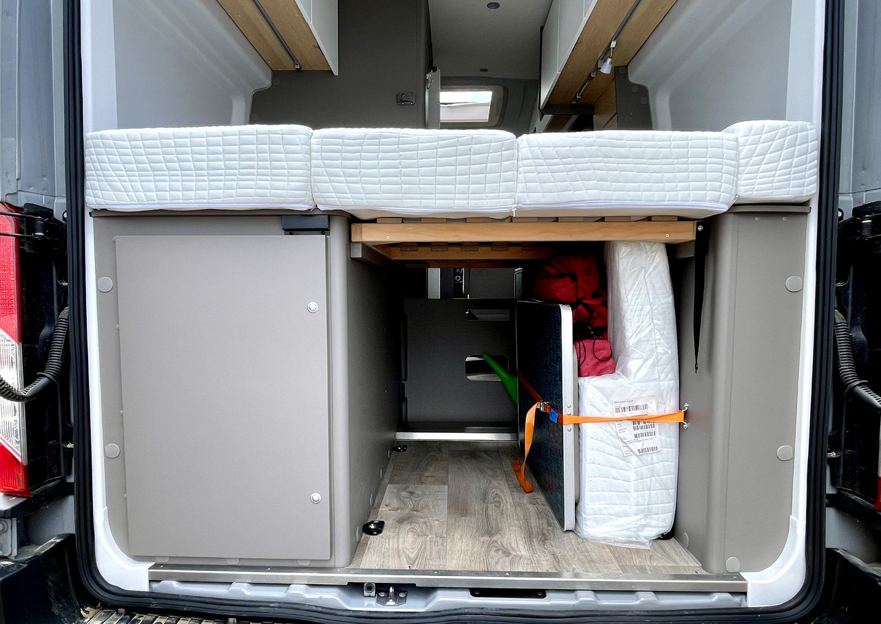 LMC Innovan 590C - Camper van: Foto 3 LMC Innovan 590C - Camper van: Foto 3