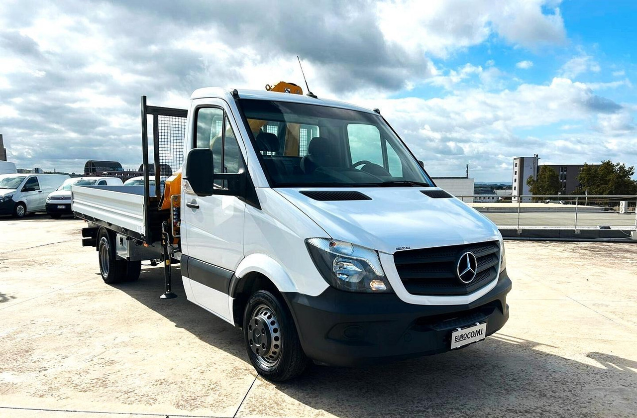 Mercedes Benz 419 T 43.35 Gru 3 sfili + Cassone Fi - Autoutilitară cu platformă: Foto 3 Mercedes Benz 419 T 43.35 Gru 3 sfili + Cassone Fi - Autoutilitară cu platformă: Foto 3