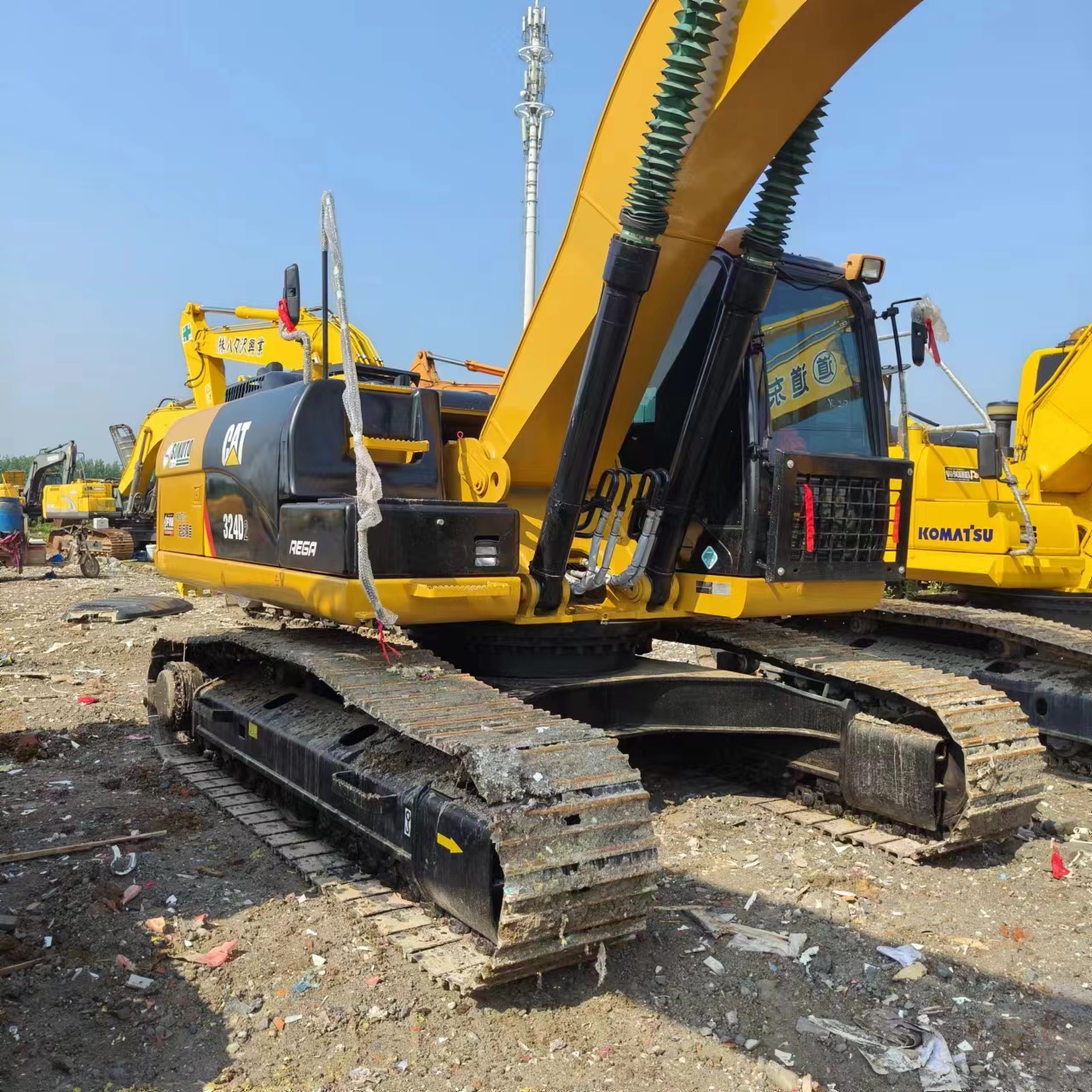 CATERPILLAR 324 - Excavator pe şenile: Foto 4 CATERPILLAR 324 - Excavator pe şenile: Foto 4