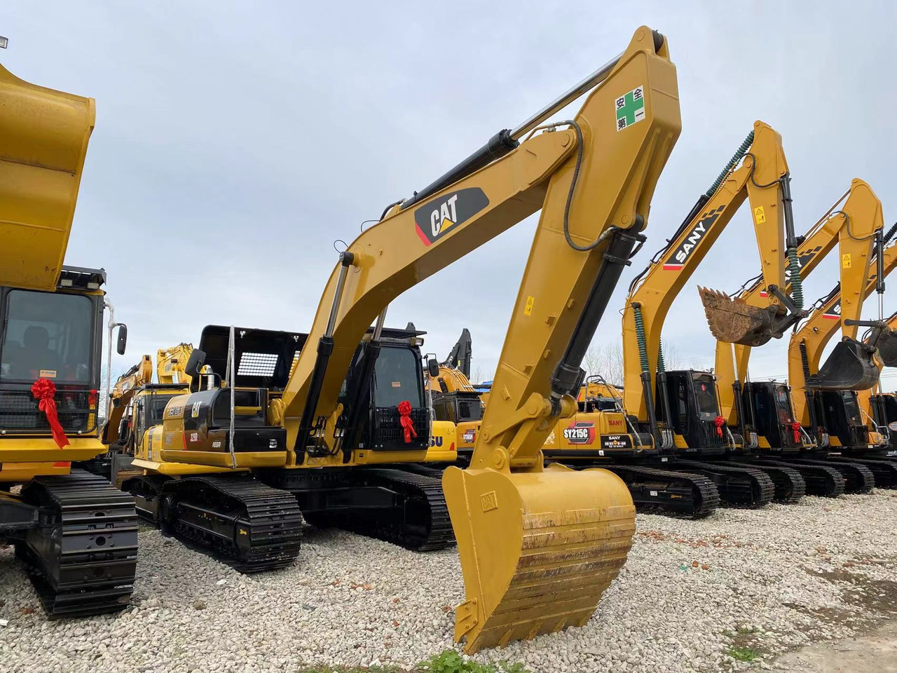 Excavator pe şenile CATERPILLAR 329D: Foto 13