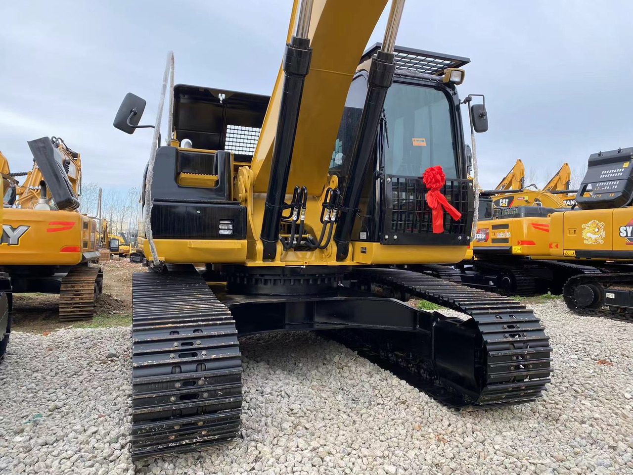 Excavator pe şenile CATERPILLAR 329D: Foto 15