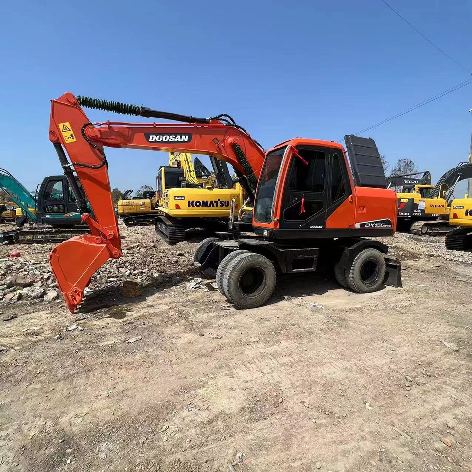 DOOSAN DH150W-7 - Excavator pe roţi: Foto 2 DOOSAN DH150W-7 - Excavator pe roţi: Foto 2