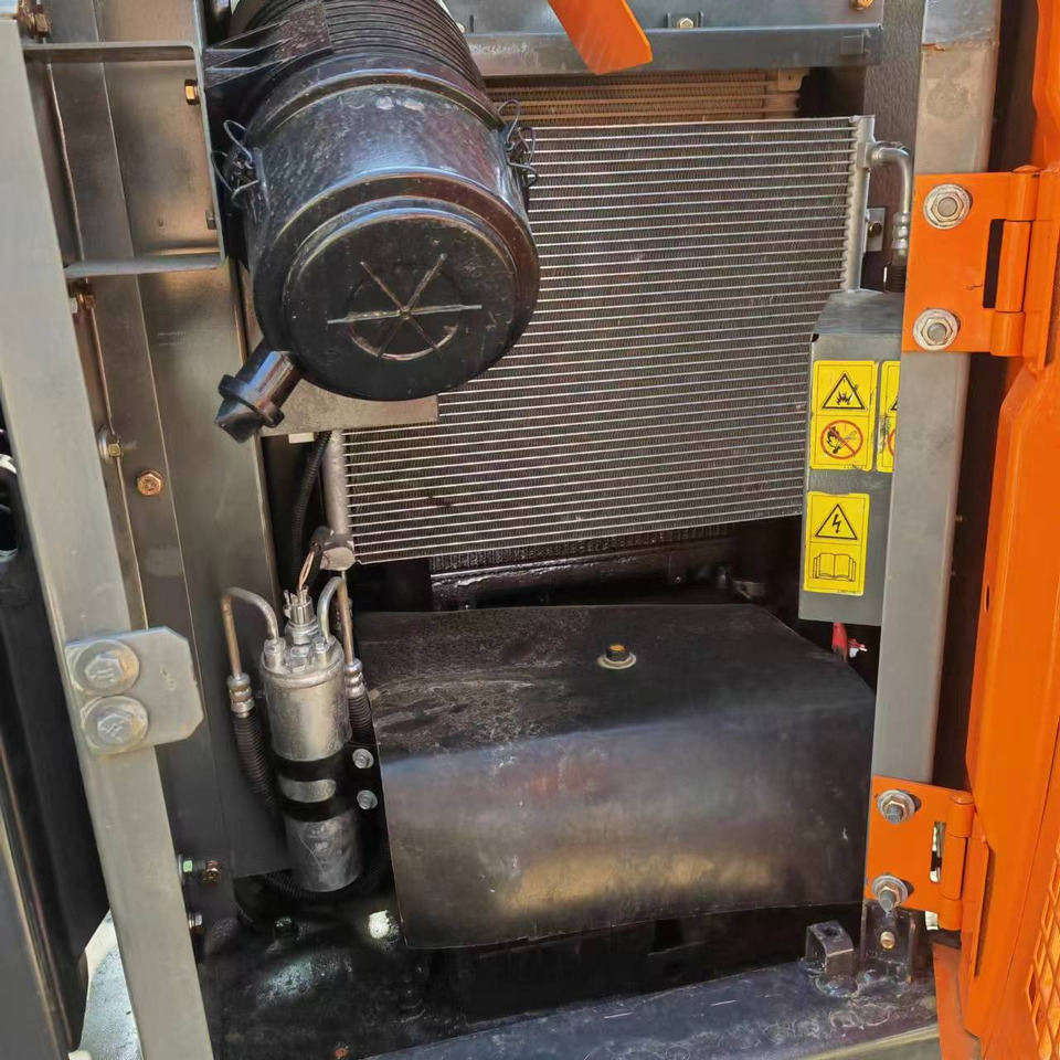 HITACHI ZX60 - Mini excavator: Foto 5 HITACHI ZX60 - Mini excavator: Foto 5