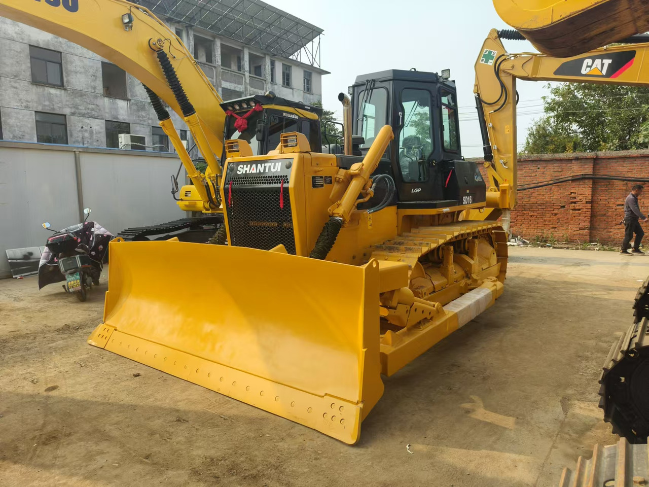 SHANTUI SD16 - Buldozer: Foto 5 SHANTUI SD16 - Buldozer: Foto 5