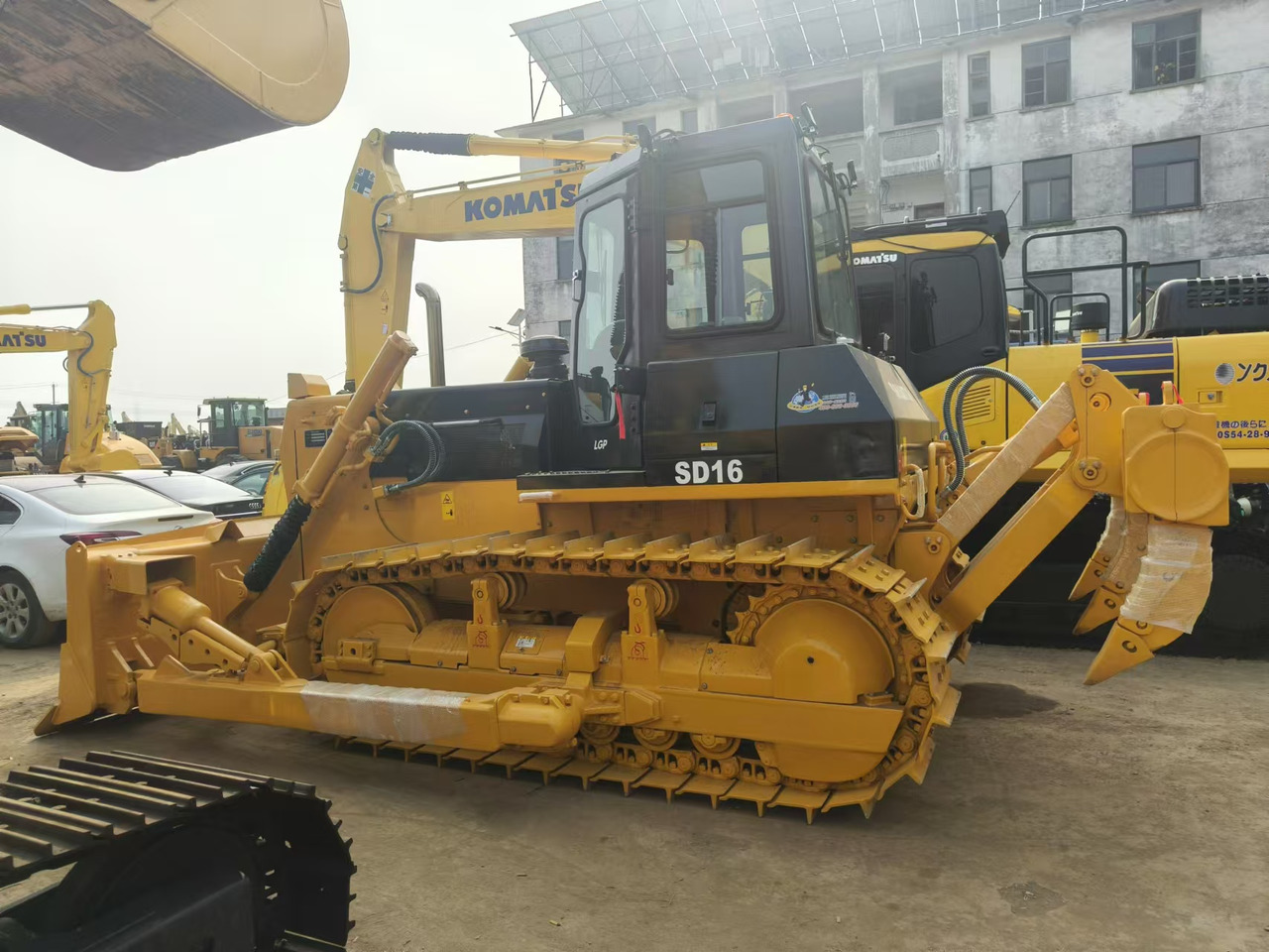 SHANTUI SD16 - Buldozer: Foto 1 SHANTUI SD16 - Buldozer: Foto 1