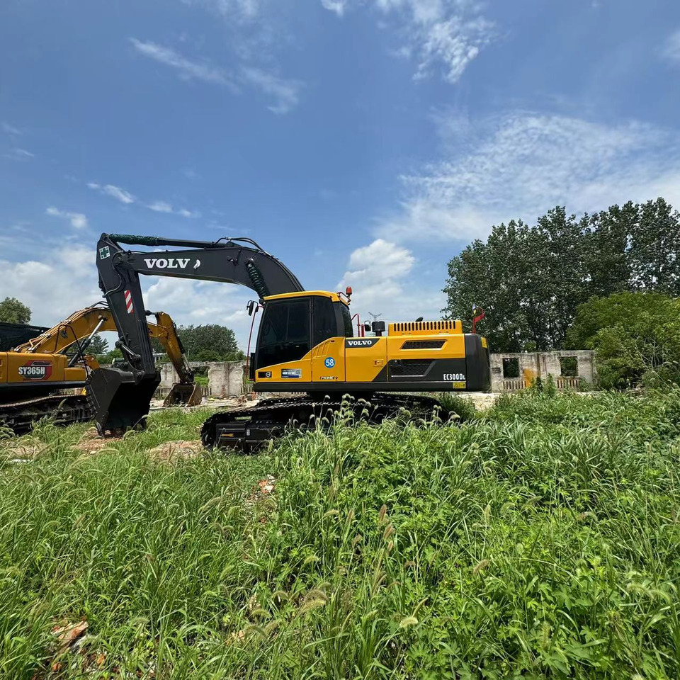 VOLVO EC300 - Excavator pe şenile: Foto 4 VOLVO EC300 - Excavator pe şenile: Foto 4