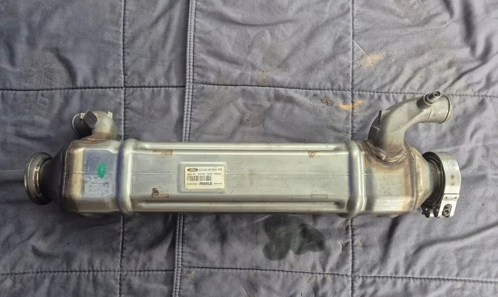 FORD CHŁODNICA CHŁODNICZKA SPALIN EGR FORD F-MAX 500 TRUCKS GC46 9F464 AC - Răcitor EGR pentru Camion: Foto 1 FORD CHŁODNICA CHŁODNICZKA SPALIN EGR FORD F-MAX 500 TRUCKS GC46 9F464 AC - Răcitor EGR pentru Camion: Foto 1