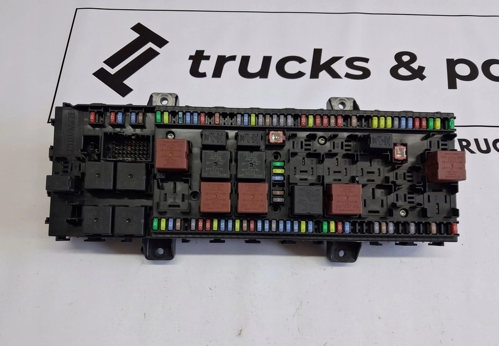 RENAULT PŁYTA BEZPIECZNIKÓW SKRZYNKA RENAULT GAMA T RANGE 22821376 P02 - Siguranță pentru Camion: Foto 2 RENAULT PŁYTA BEZPIECZNIKÓW SKRZYNKA RENAULT GAMA T RANGE 22821376 P02 - Siguranță pentru Camion: Foto 2