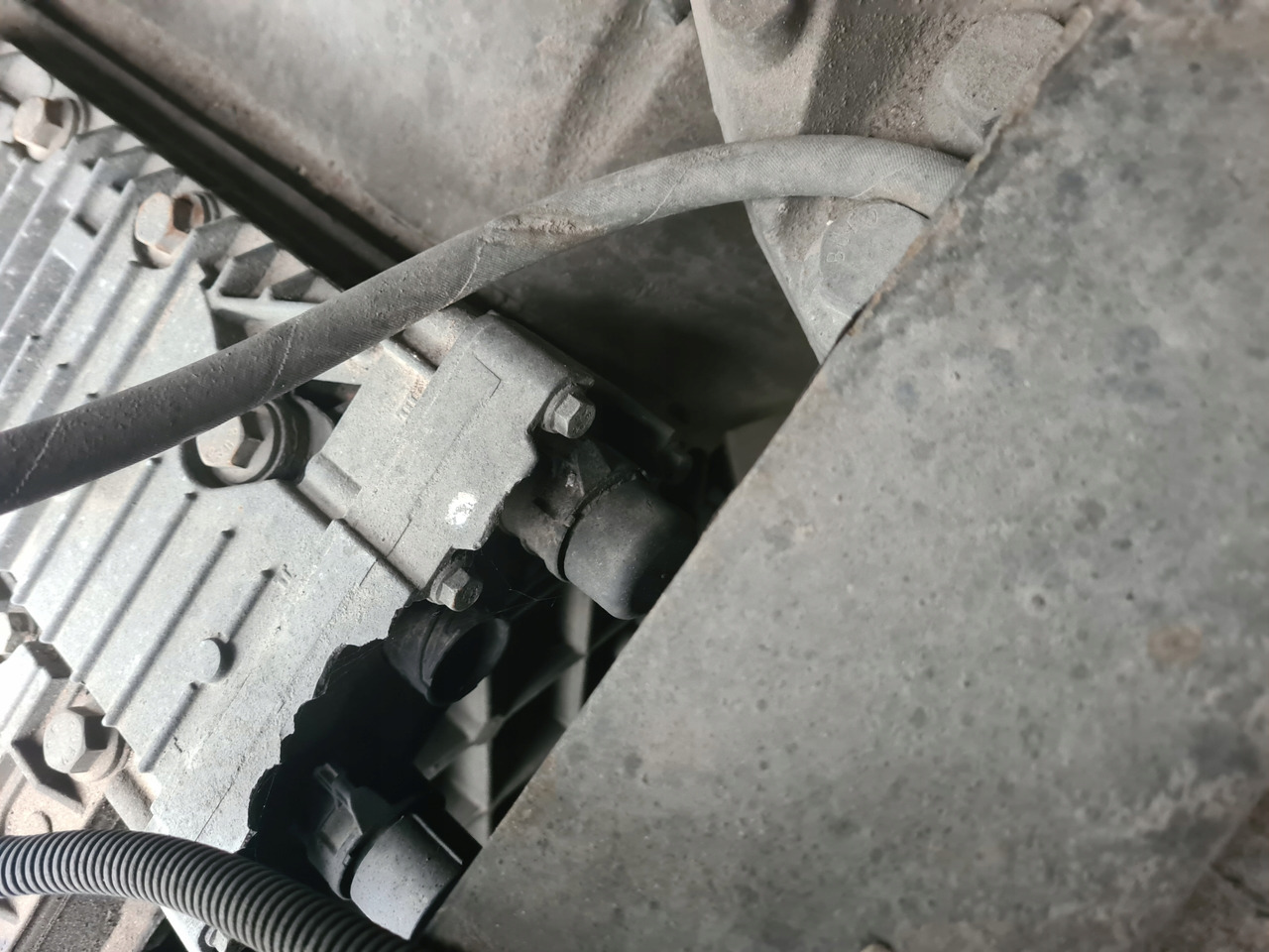 VOLVO ELEKTRONIKA WYBIERAKA SKRZYNI BIEGÓW " VT " VOLVO FH FM RENAULT MAGNUM DXI - Cutie de viteze și piese pentru Camion: Foto 2 VOLVO ELEKTRONIKA WYBIERAKA SKRZYNI BIEGÓW " VT " VOLVO FH FM RENAULT MAGNUM DXI - Cutie de viteze și piese pentru Camion: Foto 2