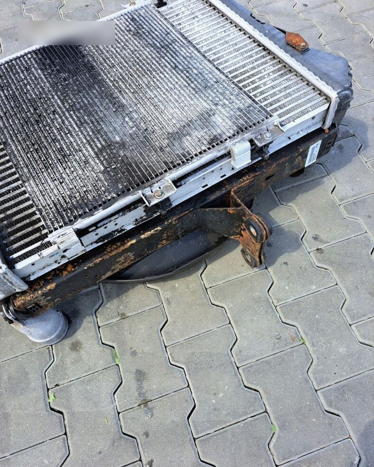 VOLVO KOMPLET CHŁODNIC VOLVO FL RENAULT MIDLUM DXI 7 - Radiator pentru Camion: Foto 4 VOLVO KOMPLET CHŁODNIC VOLVO FL RENAULT MIDLUM DXI 7 - Radiator pentru Camion: Foto 4