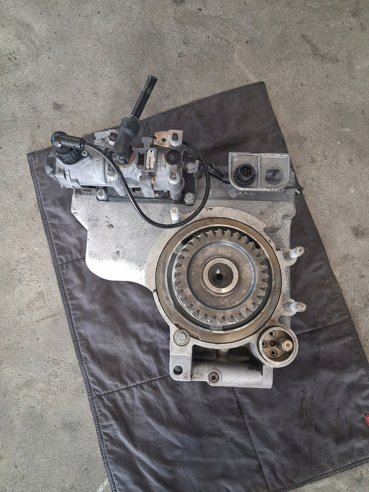 VOLVO RETARDER INTARDER SKRZYNI BIEGÓW I-SHIFT VOLVO FH FM 4 5 RENAULT GAMA T - Cutie de viteze și piese: Foto 1 VOLVO RETARDER INTARDER SKRZYNI BIEGÓW I-SHIFT VOLVO FH FM 4 5 RENAULT GAMA T - Cutie de viteze și piese: Foto 1