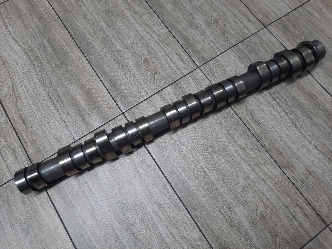 VOLVO WAŁEK ROZRZĄDU VOLVO FM 4 D11K RENAULT GAMA T RANGE DTI 11 - Axa cu came pentru Camion: Foto 1 VOLVO WAŁEK ROZRZĄDU VOLVO FM 4 D11K RENAULT GAMA T RANGE DTI 11 - Axa cu came pentru Camion: Foto 1