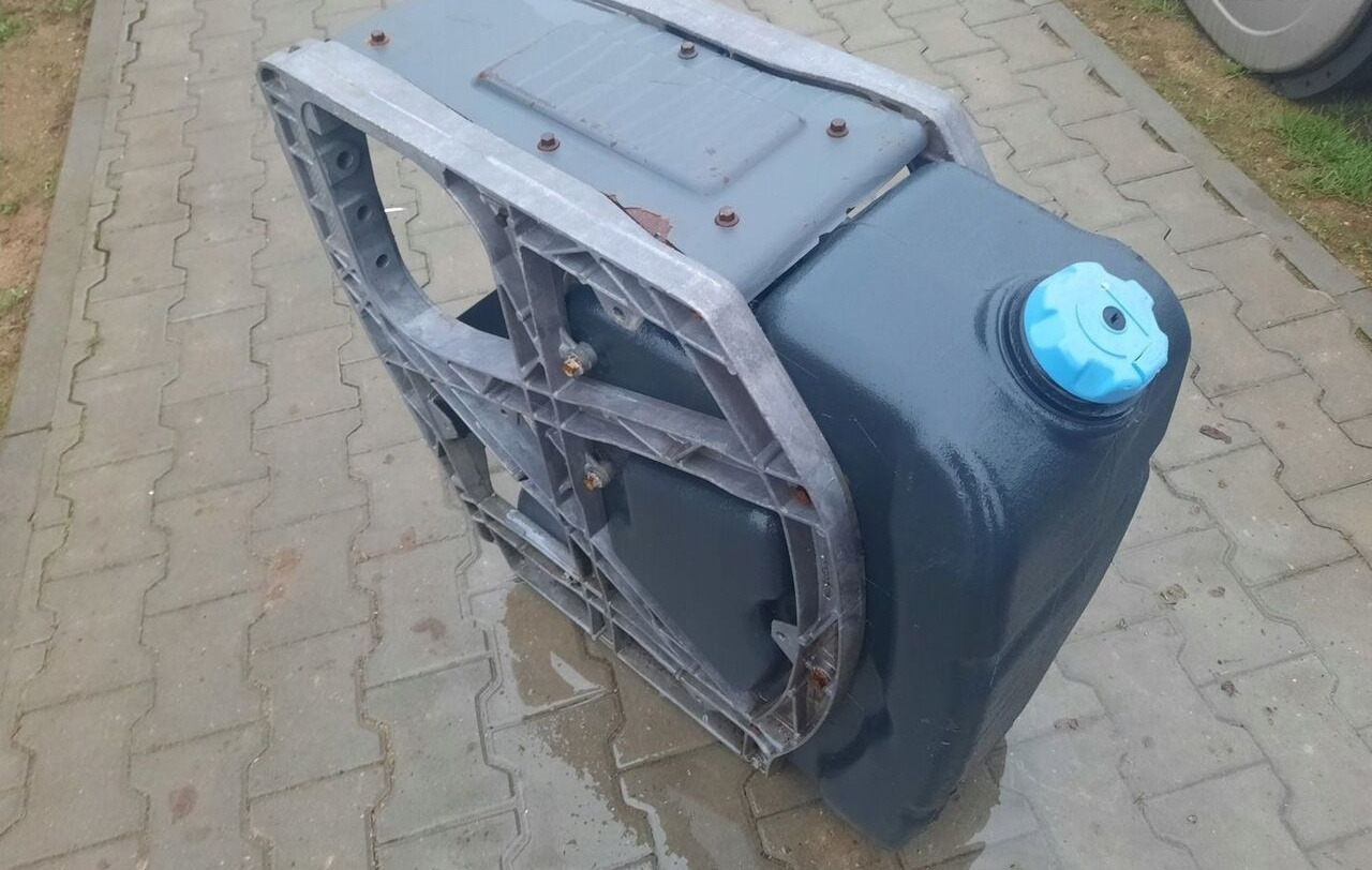 VOLVO ZBIORNIK ADBLUE RENAULT GAMA RANGE T K C VOLVO FH 4 FM 4 FMX FH 5 FM 5 - Rezervor pentru AdBlue pentru Camion: Foto 1 VOLVO ZBIORNIK ADBLUE RENAULT GAMA RANGE T K C VOLVO FH 4 FM 4 FMX FH 5 FM 5 - Rezervor pentru AdBlue pentru Camion: Foto 1