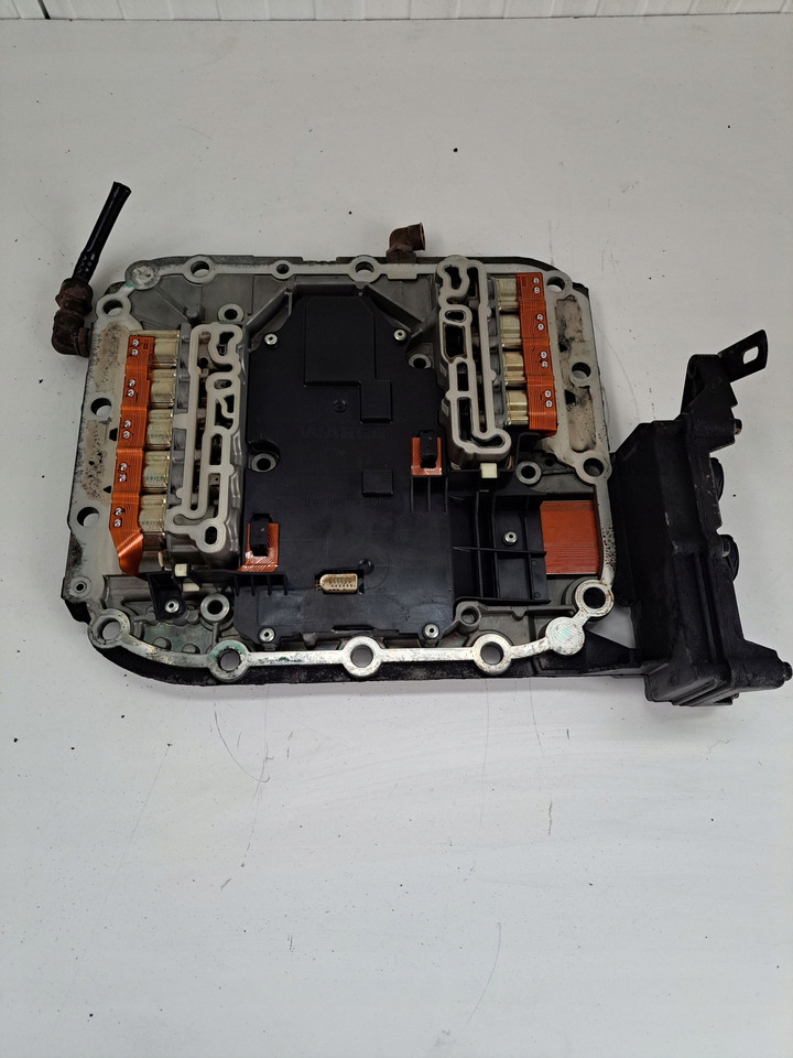 WABCO ELEKTRONIKA WYBIERAKA I-SHIFT AT " C " RENAULT DXI VOLVO FH FM - Cutie de viteze și piese pentru Camion: Foto 2 WABCO ELEKTRONIKA WYBIERAKA I-SHIFT AT " C " RENAULT DXI VOLVO FH FM - Cutie de viteze și piese pentru Camion: Foto 2