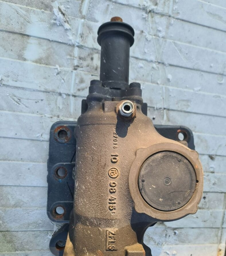 ZF KOLUMNA PRZEKŁADNIA KIEROWNICZA VOLVO FH 4 RENAULT GAMA T RANGE - Casetă de direcție pentru Camion: Foto 2 ZF KOLUMNA PRZEKŁADNIA KIEROWNICZA VOLVO FH 4 RENAULT GAMA T RANGE - Casetă de direcție pentru Camion: Foto 2