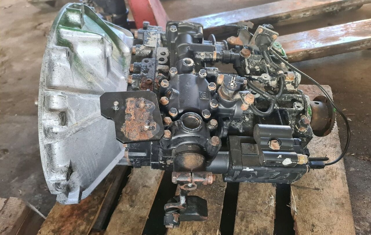 ZF SKRZYNIA BIEGÓW RENAULT MIDLUM DXI VOLVO FL 6S850 - Cutie de viteze pentru Camion: Foto 1 ZF SKRZYNIA BIEGÓW RENAULT MIDLUM DXI VOLVO FL 6S850 - Cutie de viteze pentru Camion: Foto 1