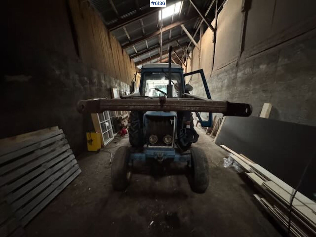 1981 Ford 4600 with front loader! - Tractor agricol: Foto 4 1981 Ford 4600 with front loader! - Tractor agricol: Foto 4