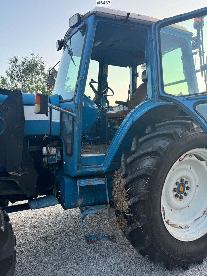 1983 Ford 7710 4x4 w/ frontloader în leasing 1983 Ford 7710 4x4 w/ frontloader: Foto 6 1983 Ford 7710 4x4 w/ frontloader în leasing 1983 Ford 7710 4x4 w/ frontloader: Foto 6