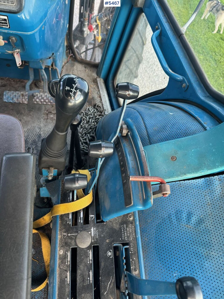 1983 Ford 7710 4x4 w/ frontloader în leasing 1983 Ford 7710 4x4 w/ frontloader: Foto 18 1983 Ford 7710 4x4 w/ frontloader în leasing 1983 Ford 7710 4x4 w/ frontloader: Foto 18