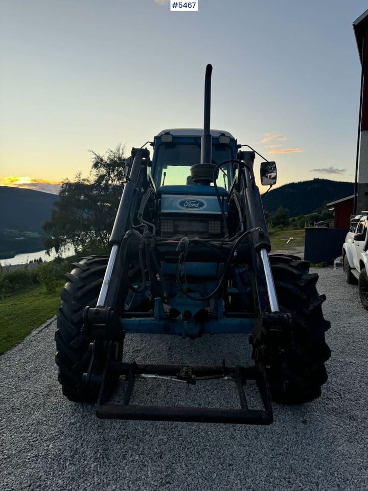 1983 Ford 7710 4x4 w/ frontloader în leasing 1983 Ford 7710 4x4 w/ frontloader: Foto 13 1983 Ford 7710 4x4 w/ frontloader în leasing 1983 Ford 7710 4x4 w/ frontloader: Foto 13