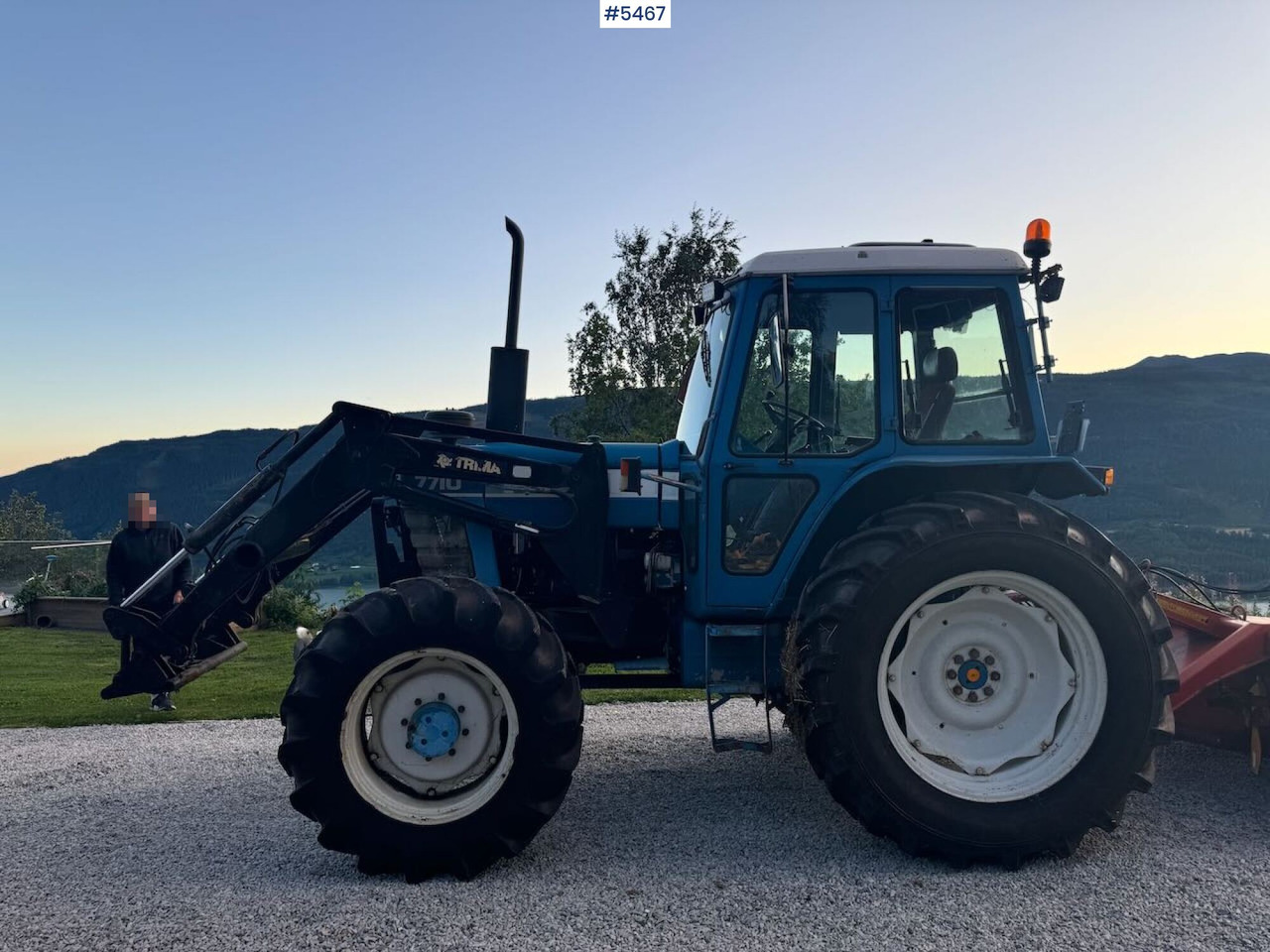 1983 Ford 7710 4x4 w/ frontloader în leasing 1983 Ford 7710 4x4 w/ frontloader: Foto 9 1983 Ford 7710 4x4 w/ frontloader în leasing 1983 Ford 7710 4x4 w/ frontloader: Foto 9