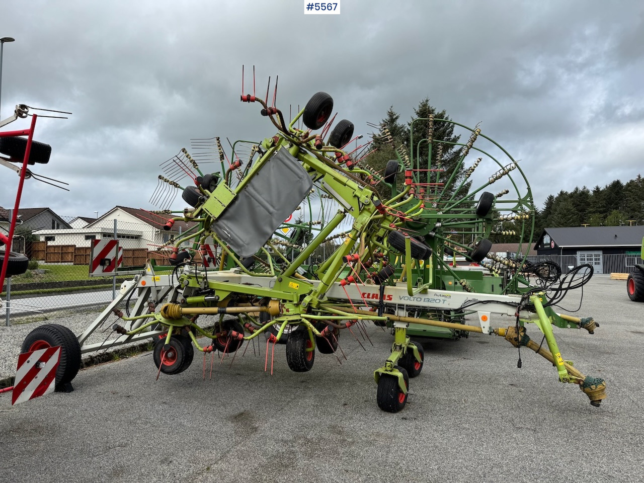 2006 Claas Volto 1320 T - Utilaje pentru fân: Foto 4 2006 Claas Volto 1320 T - Utilaje pentru fân: Foto 4