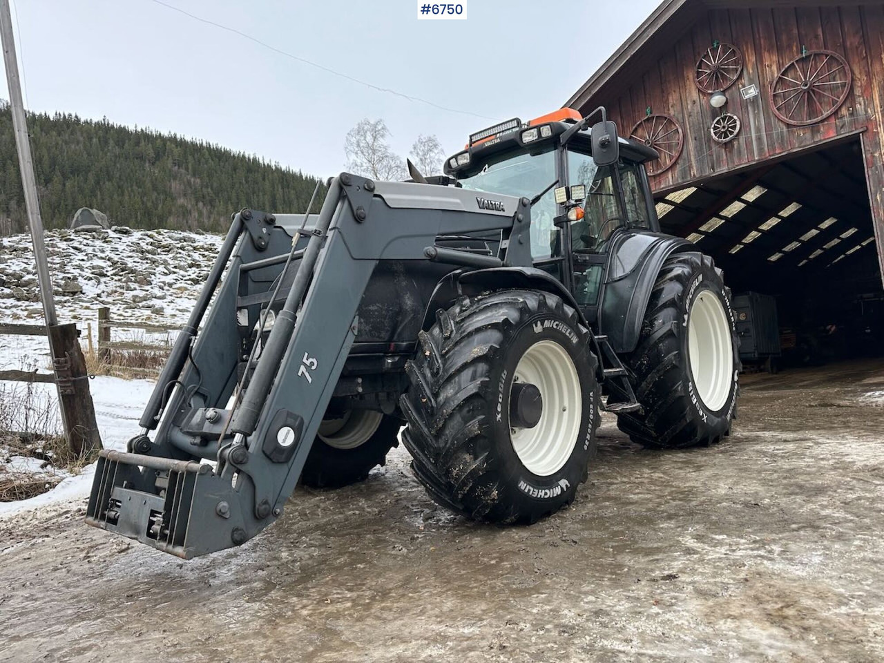 2006 Valtra T190 4x4 w/ Front loader and new gearbox! SEE VIDEO. - Tractor agricol: Foto 5 2006 Valtra T190 4x4 w/ Front loader and new gearbox! SEE VIDEO. - Tractor agricol: Foto 5