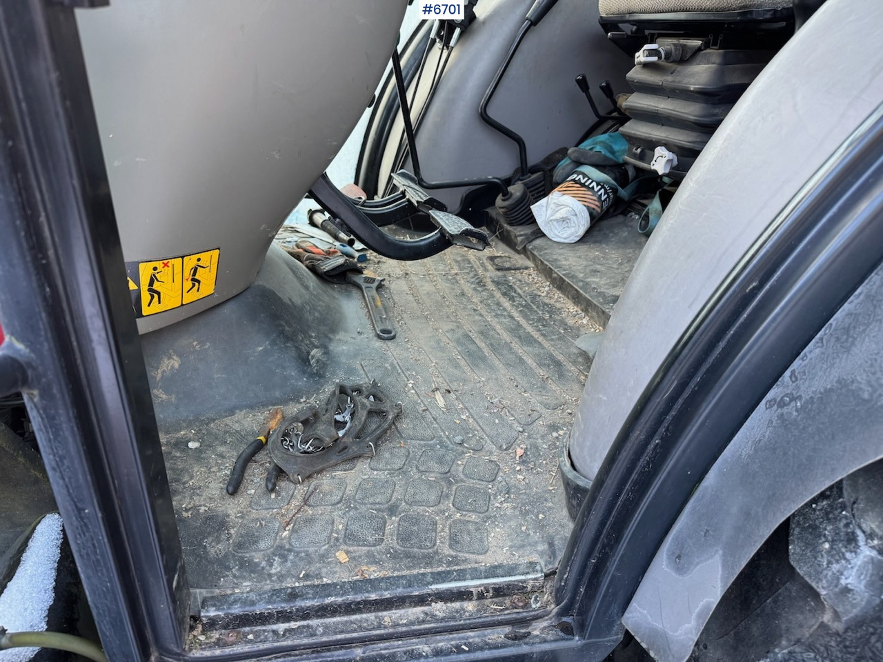 Tractor agricol 2013 Case IH JX 80 w/ front loader and some equipment. Low hours!: Foto 16 Tractor agricol 2013 Case IH JX 80 w/ front loader and some equipment. Low hours!: Foto 16