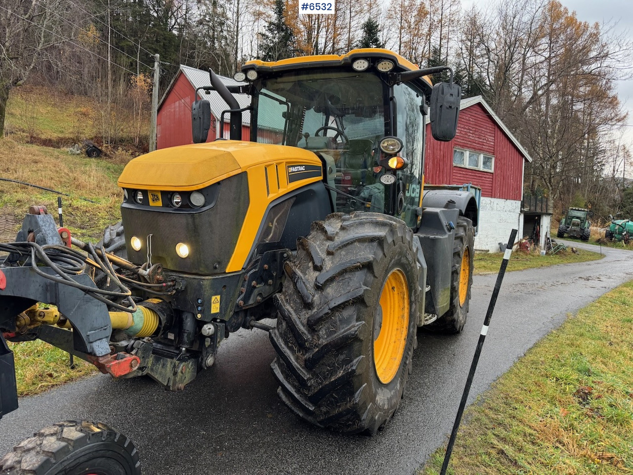 2015 JCB Fastrack 4220 w/ front hydraulics, front PTO and plow plate. Low hours! - Tractor agricol: Foto 2 2015 JCB Fastrack 4220 w/ front hydraulics, front PTO and plow plate. Low hours! - Tractor agricol: Foto 2