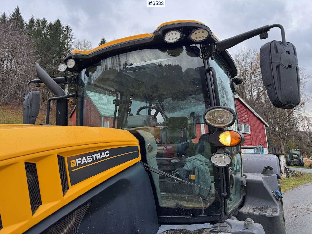 2015 JCB Fastrack 4220 w/ front hydraulics, front PTO and plow plate. Low hours! - Tractor agricol: Foto 3 2015 JCB Fastrack 4220 w/ front hydraulics, front PTO and plow plate. Low hours! - Tractor agricol: Foto 3