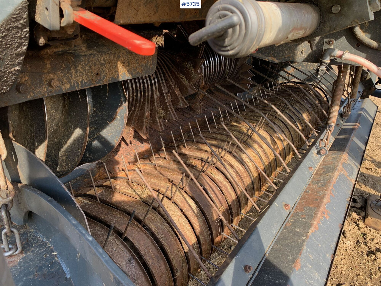 Utilaje pentru fân 2015 Kuhn VGXB i-BIO: Foto 12 Utilaje pentru fân 2015 Kuhn VGXB i-BIO: Foto 12