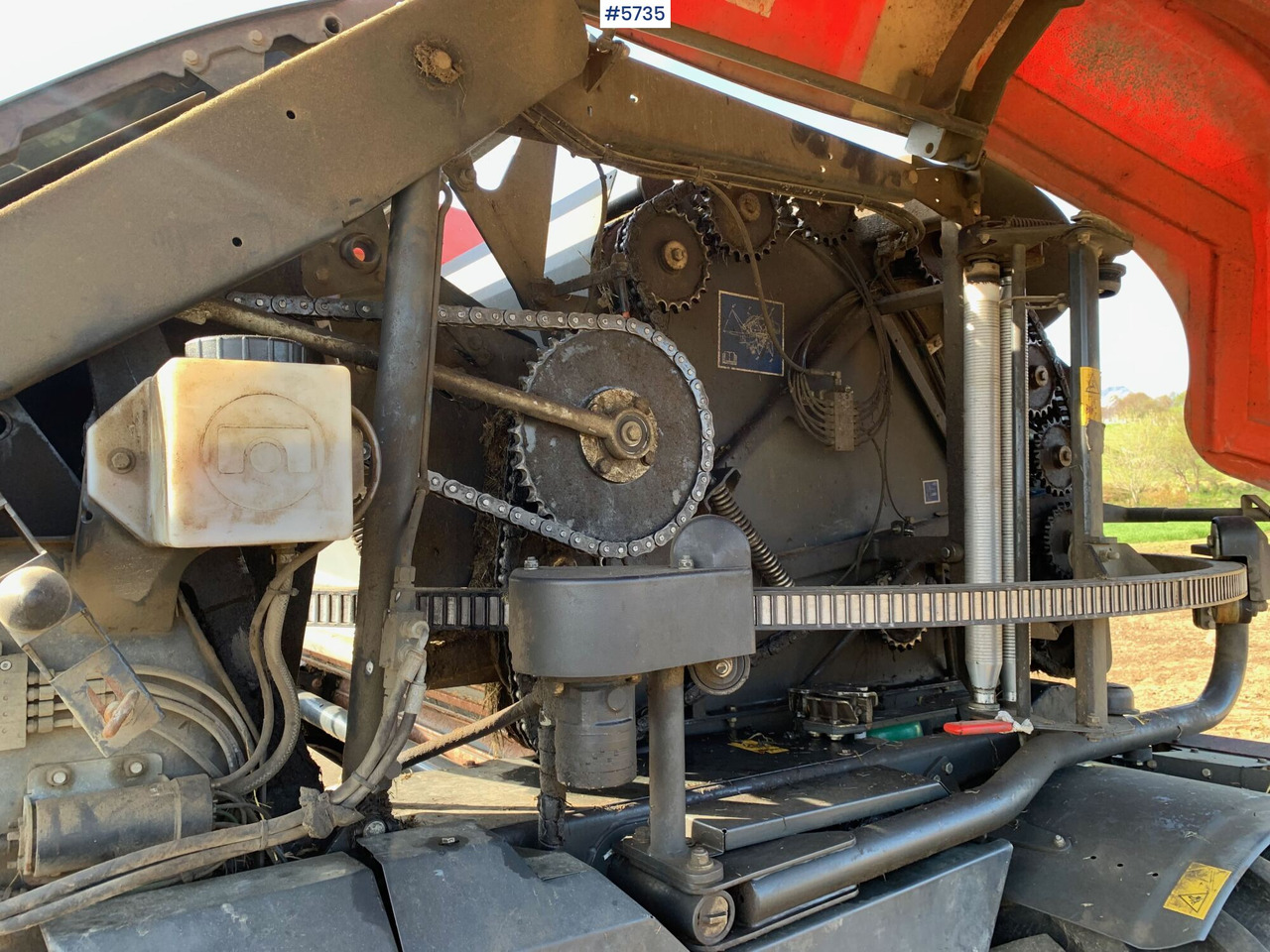 Utilaje pentru fân 2015 Kuhn VGXB i-BIO: Foto 9 Utilaje pentru fân 2015 Kuhn VGXB i-BIO: Foto 9