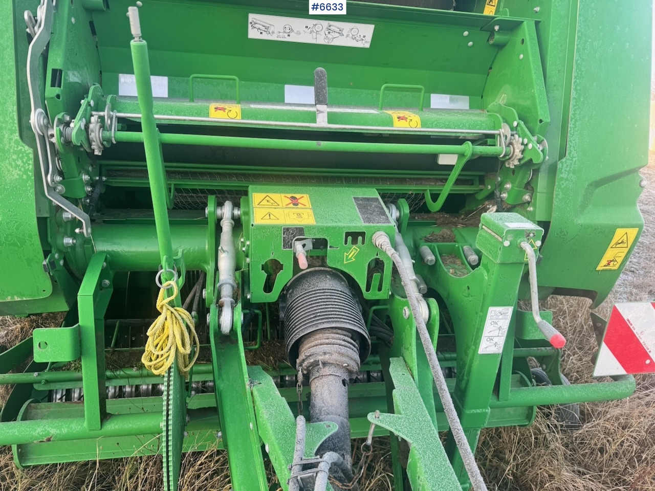 Utilaje pentru fân 2018 John Deere V451R Round baler: Foto 11 Utilaje pentru fân 2018 John Deere V451R Round baler: Foto 11