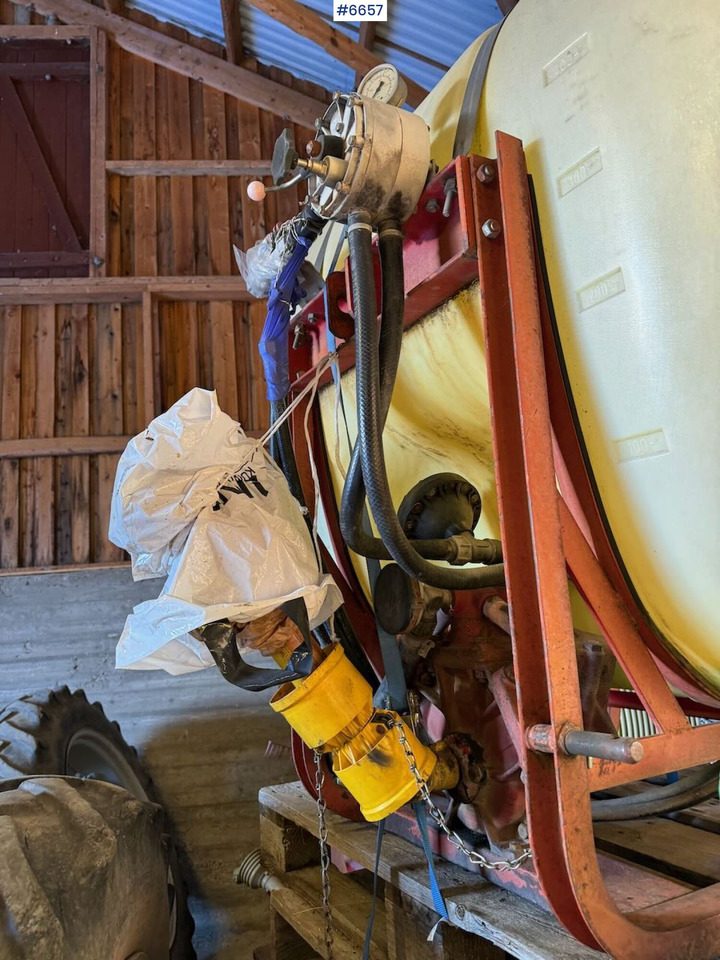 Maşină de erbicidat Hardi field sprayer, 8 meters: Foto 8