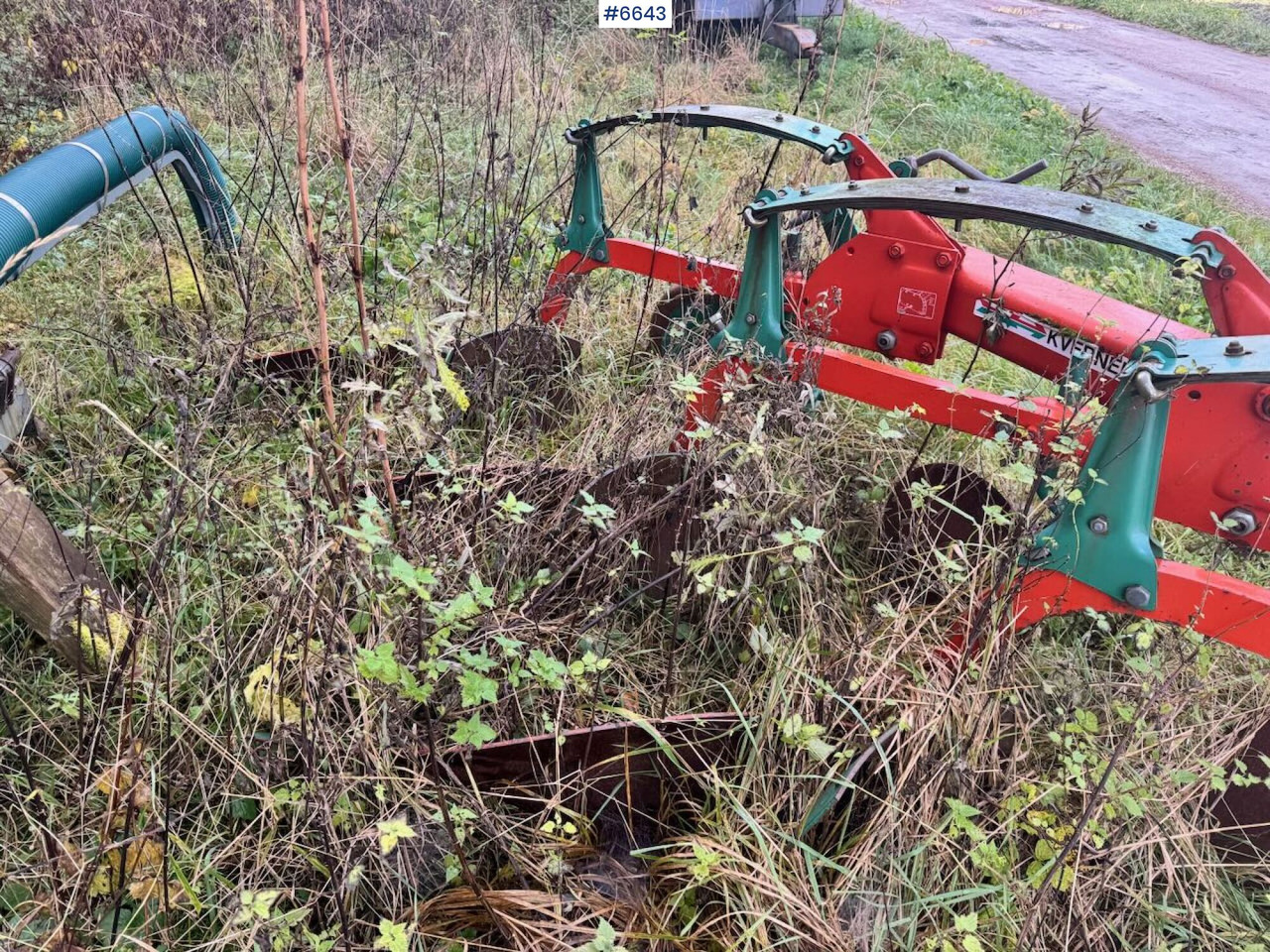 Kverneland Mod A 3 skjærs plog - Maşină pentru prelucrarea solului: Foto 4 Kverneland Mod A 3 skjærs plog - Maşină pentru prelucrarea solului: Foto 4