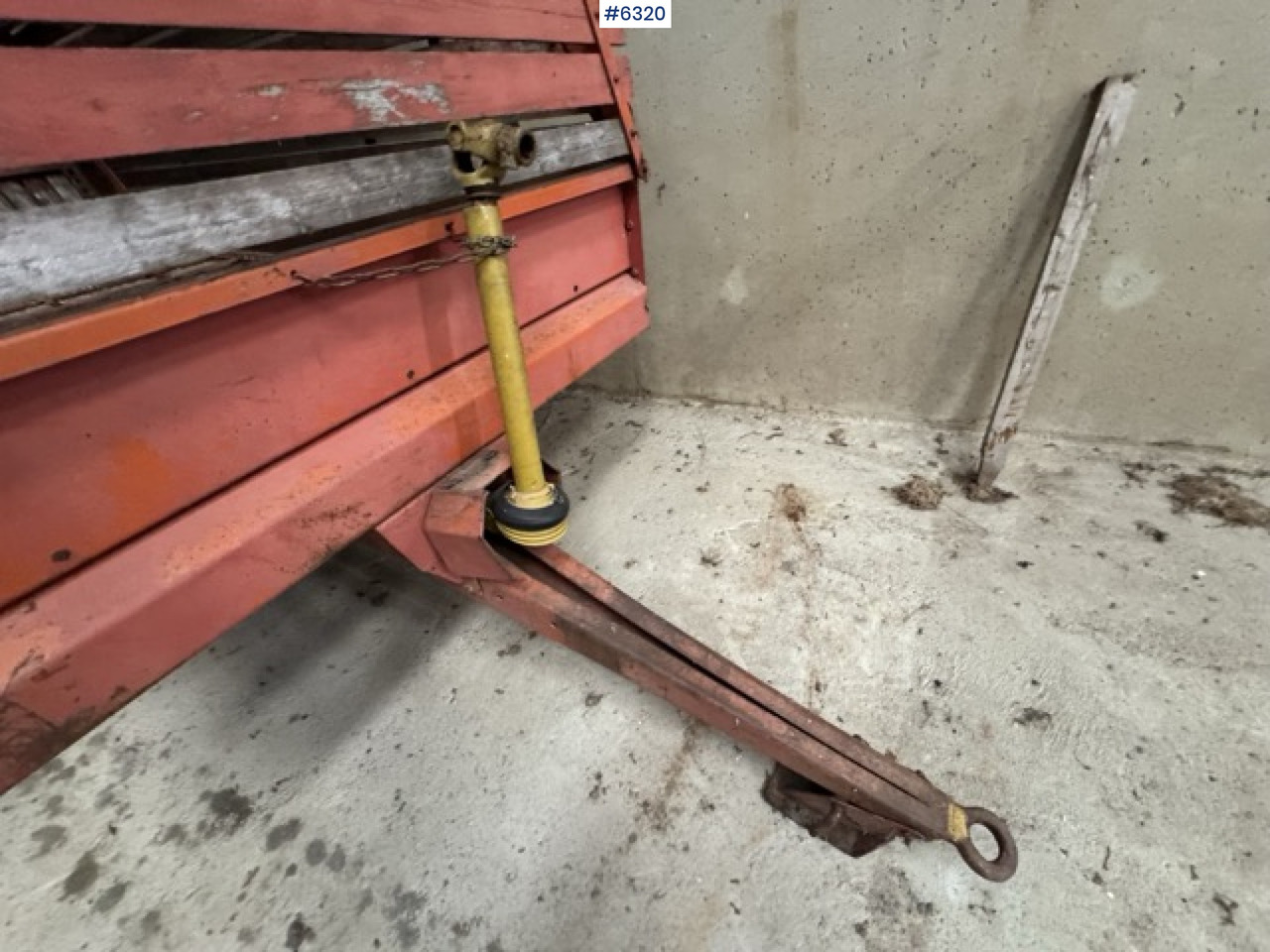 Utilaje pentru fân Underhaug 370 unloading wagon with discharge roller: Foto 12