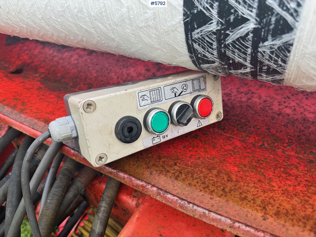 Utilaje pentru fân Welger RP 200 Mastercut round baler. Partially repaired object.: Foto 10