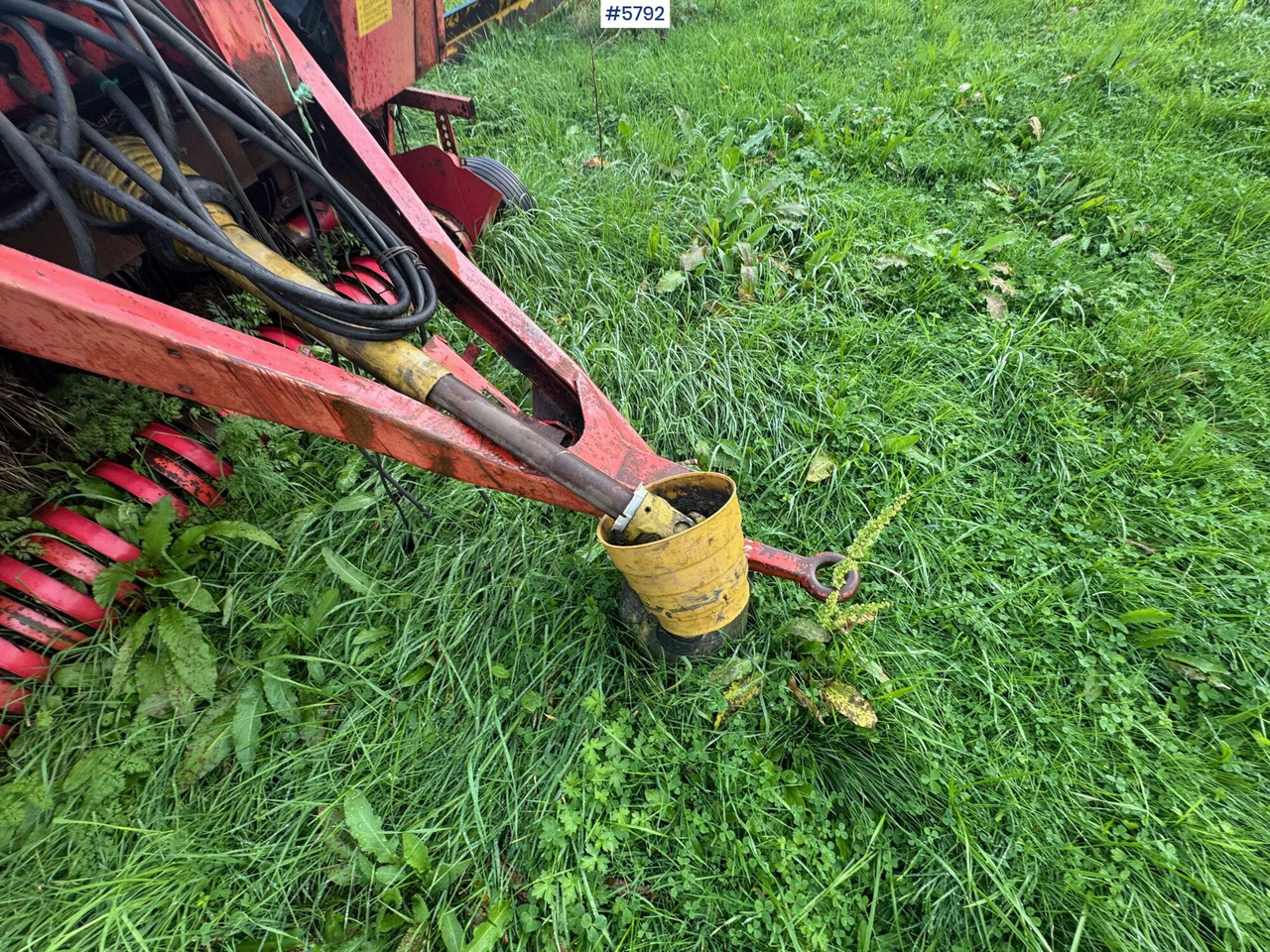Utilaje pentru fân Welger RP 200 Mastercut round baler. Partially repaired object.: Foto 11