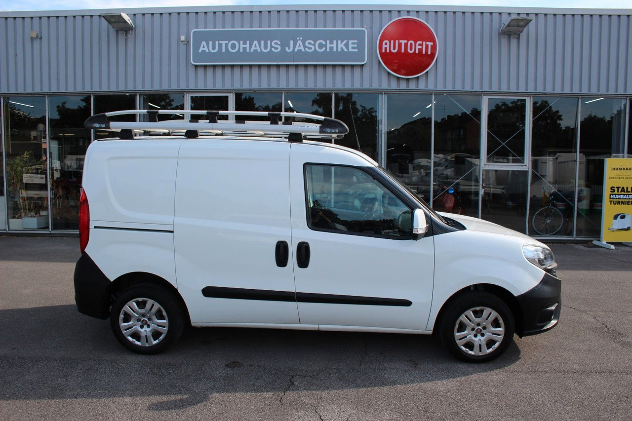 Fiat Doblo Klima AHK Dachträger - Transport persoane: Foto 2 Fiat Doblo Klima AHK Dachträger - Transport persoane: Foto 2