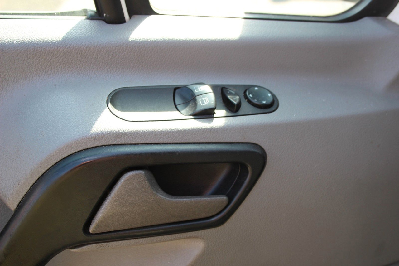 Volkswagen Crafter KÜHLUNG 35 L2H2 Hochdach - Autoutilitară frigorifica: Foto 5 Volkswagen Crafter KÜHLUNG 35 L2H2 Hochdach - Autoutilitară frigorifica: Foto 5