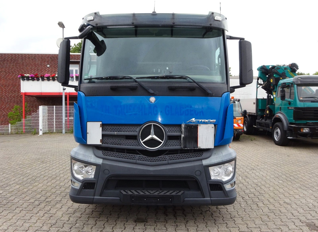 Mercedes-Benz 1840 Actros SZM 4x2 - Cap tractor: Foto 5 Mercedes-Benz 1840 Actros SZM 4x2 - Cap tractor: Foto 5
